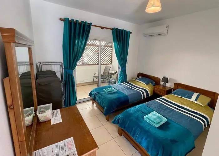 109 Queens Gardens, Apartament *