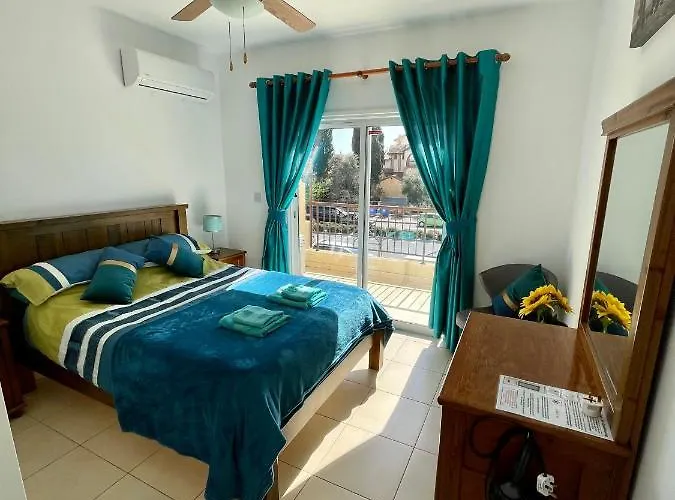 Apartament 109 Queens Gardens, Pafos