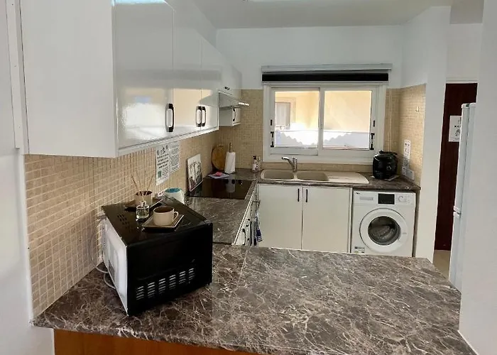 Apartament 109 Queens Gardens,