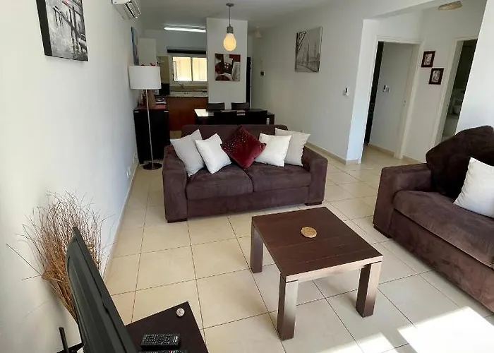 Apartament 109 Queens Gardens,