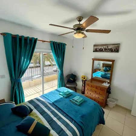 109 Queens Gardens, Daire *