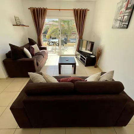 Lejlighed 109 Queens Gardens, Paphos