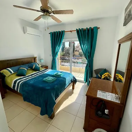 公寓 109 Queens Gardens, Paphos